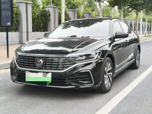 Volkswagen Passat, 2022