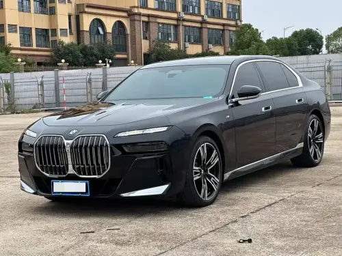 BMW 7-Series, 2023