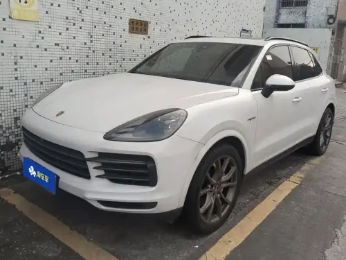 Porsche Cayenne, 2023