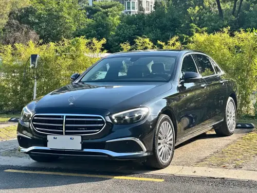 Mercedes-Benz E-Class, 2022