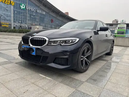 BMW 3-Series, 2021