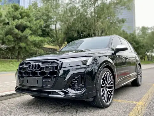 Audi SQ7, 2025