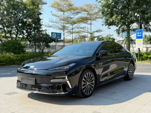 Geely Galaxy Xingyao 8, 2025