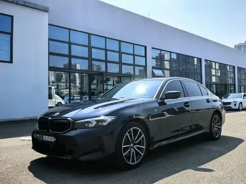 BMW 3-Series, 2025