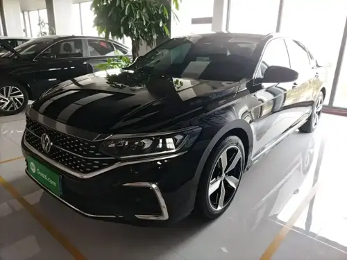 Volkswagen Passat, 2023
