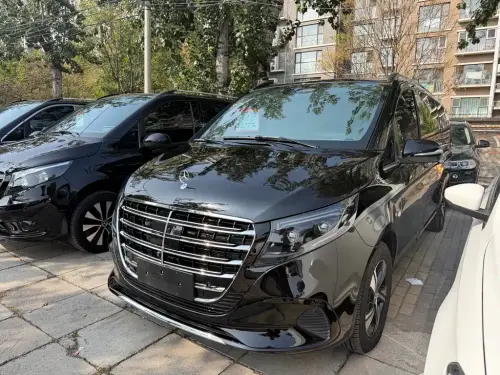 Mercedes-Benz Vito, 2025