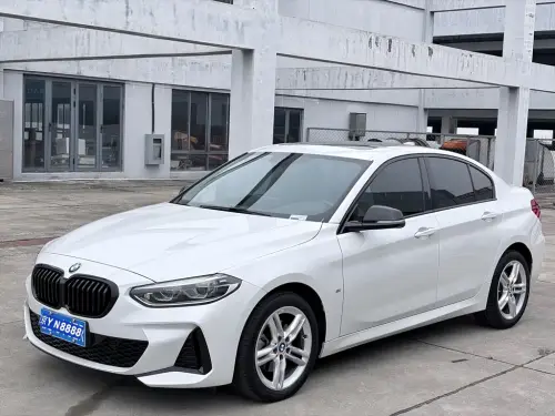 BMW 1-Series, 2021
