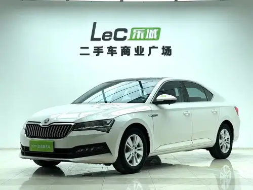 Skoda Superb, 2022