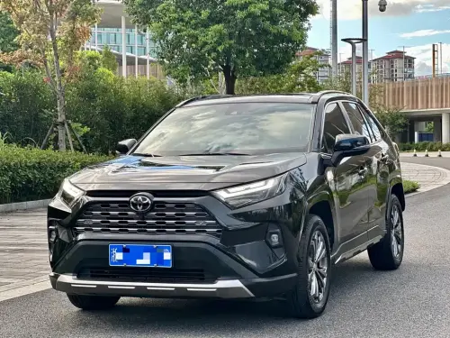 Toyota RAV4, 2025