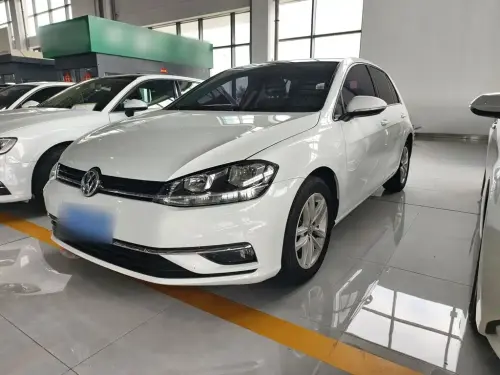 Volkswagen Golf, 2020