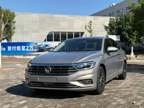 Volkswagen Sagitar, 2020