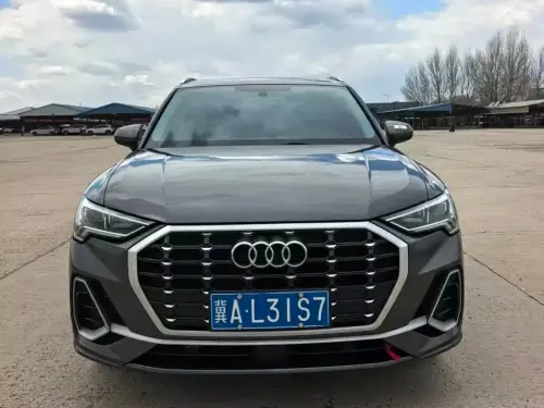 Audi Q3, 2022