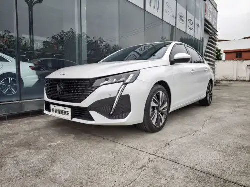 Peugeot 408, 2025