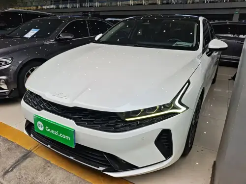 Kia K5, 2022