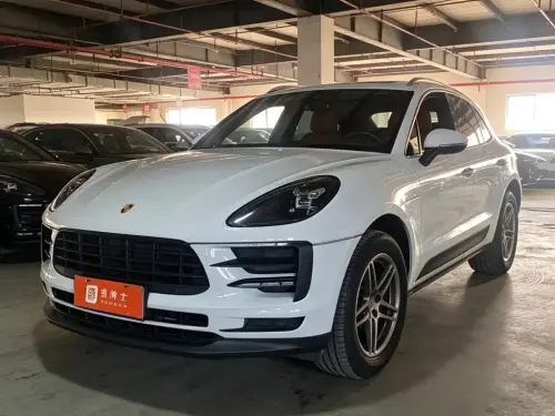 Porsche Macan, 2021
