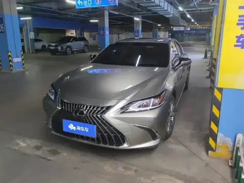 Lexus ES, 2023