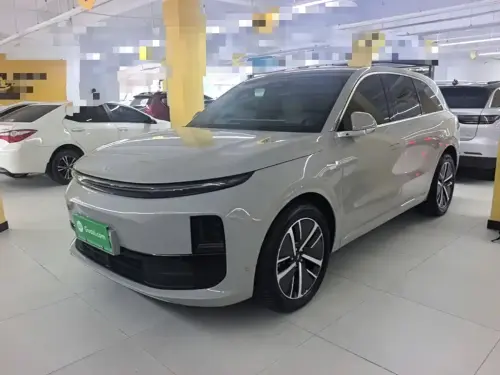 Li Auto L6, 2025