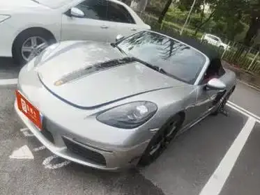 Porsche 718, 2025