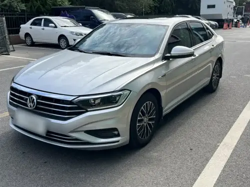 Volkswagen Sagitar, 2020