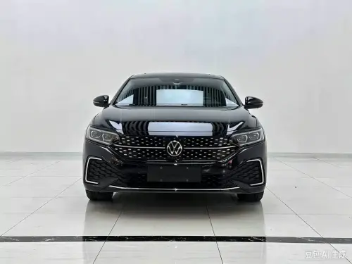 Volkswagen Passat, 2023
