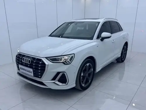 Audi Q3, 2022