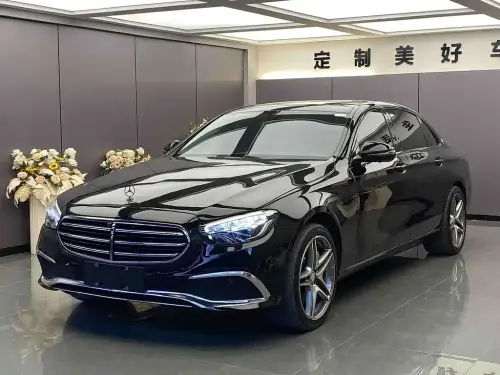 Mercedes-Benz E-Class, 2022