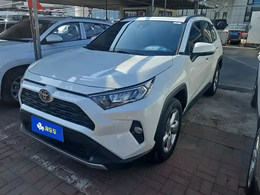 Toyota RAV4, 2021