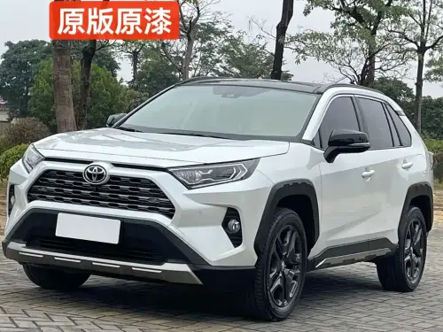 Toyota RAV4, 2023
