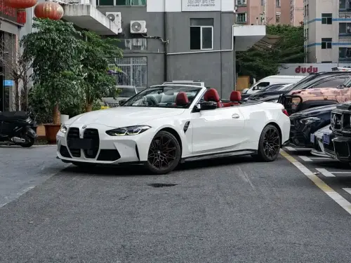 BMW 4-Series M, 2024