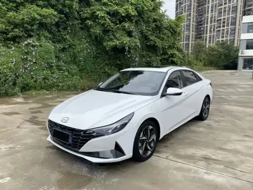 Hyundai Elantra, 2021