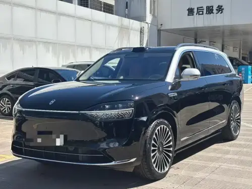 AITO M9, 2025