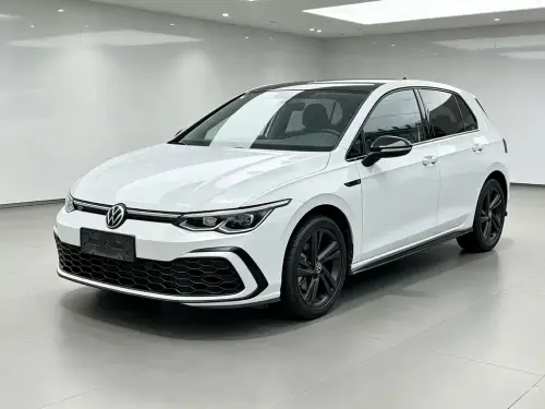 Volkswagen Golf, 2023