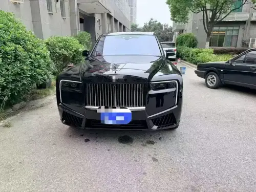 Rolls-Royce Cullinan, 2019