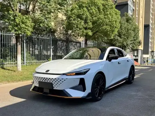 Changan UNI-V, 2025