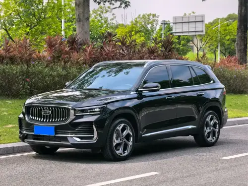 Geely Xingyue L, 2025