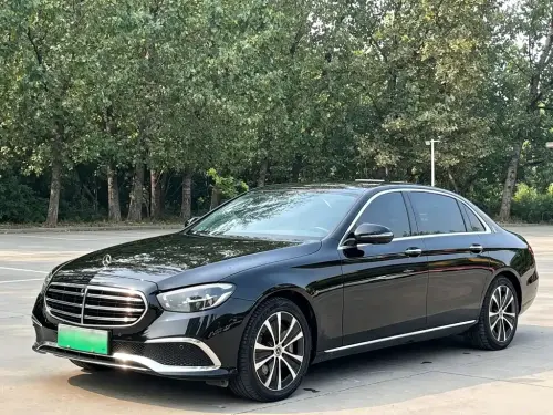 Mercedes-Benz E-Class, 2022