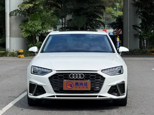 Audi A4, 2022