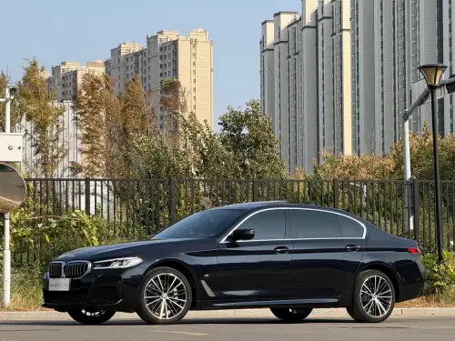 BMW 5-Series, 2023