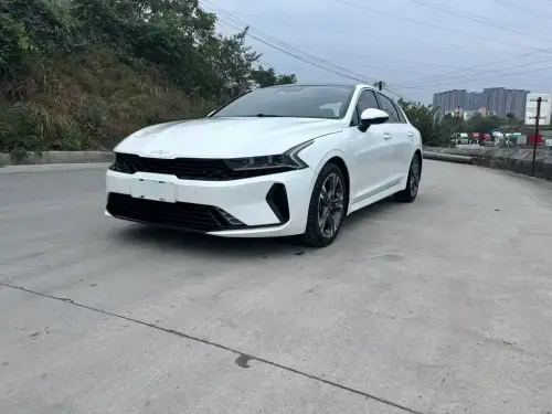 Kia K5, 2021