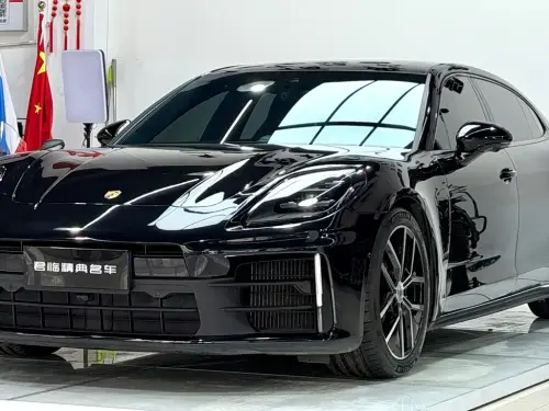 Porsche Panamera, 2025