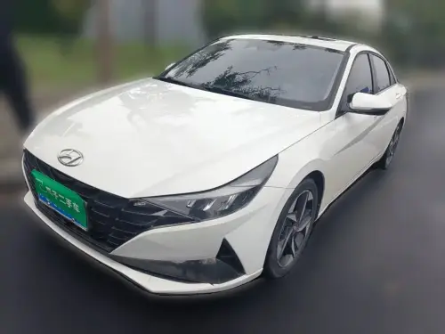 Hyundai Elantra, 2021