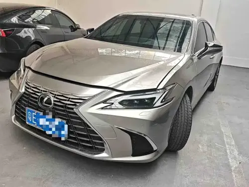 Lexus ES, 2026