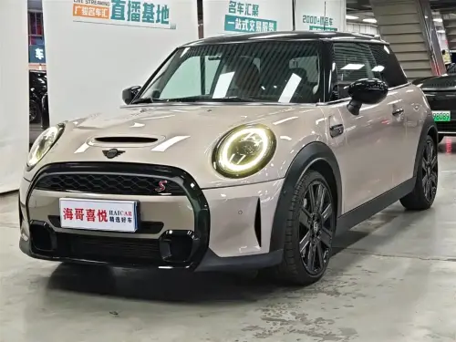 Mini MINI, 2023