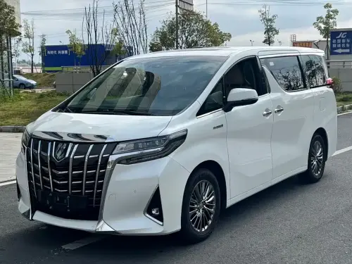 Toyota Alphard, 2022