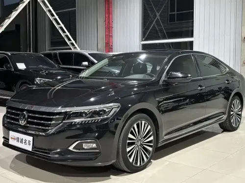 Volkswagen Passat, 2021