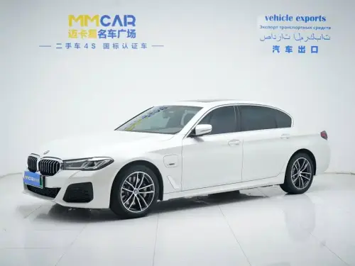 BMW 5-Series, 2023
