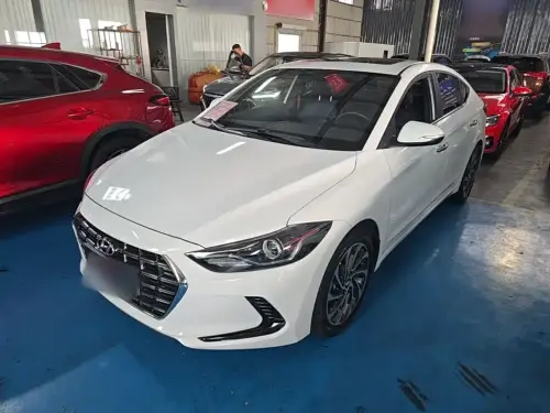 Hyundai Elantra, 2020
