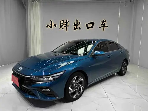 Hyundai Elantra, 2023