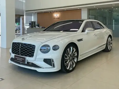 Bentley Flying Spur, 2025