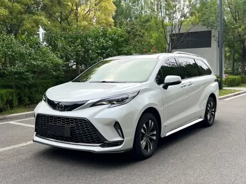 Toyota Granvia, 2025